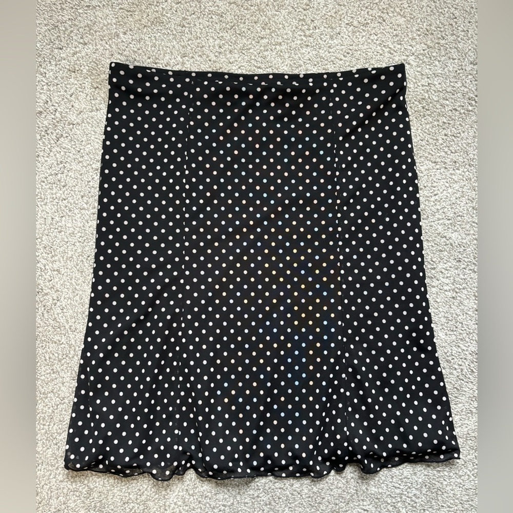Express polkadot skirt women’s medium black and white